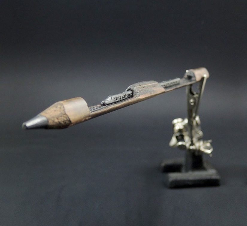 Pencil lead sculptures will blow your mind!