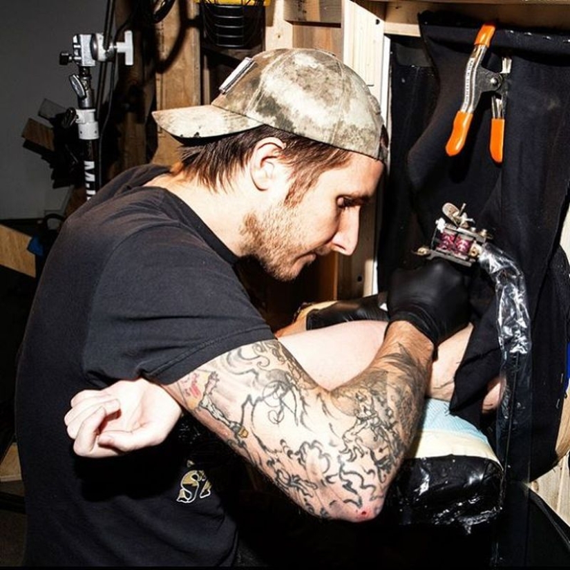 People put their hand in the hole, and the tattoo artist stuffs whatever he wants!