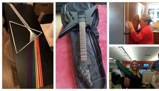 People show Christmas gifts that really pleased People show Christmas gifts that really pleased