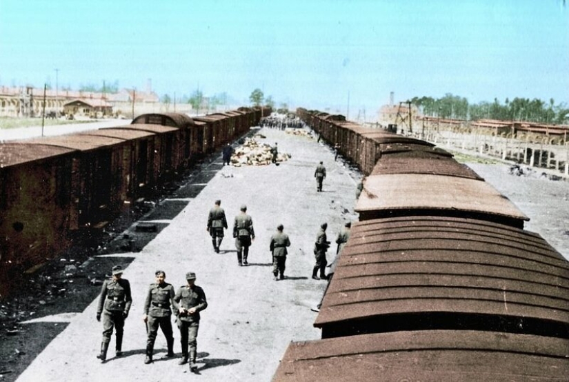 Photo of Auschwitz in color: so even worse