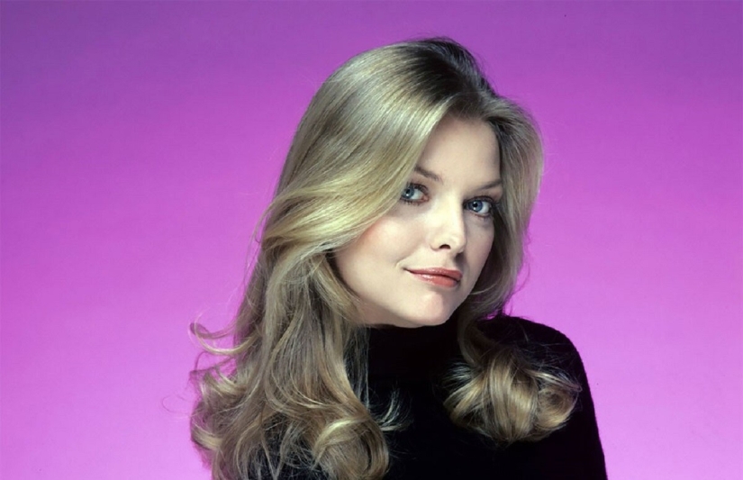 Photo shoot of the future star-21-year-old Michelle Pfeiffer