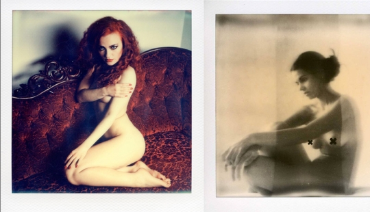 Polaroids eróticas de 66 fotógrafos del proyecto Raw Beauties