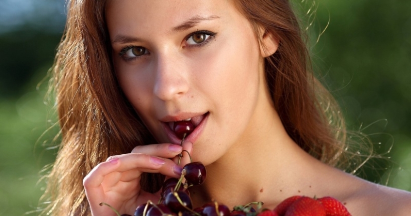 Por qué a algunas mujeres en Rusia se les prohibió comer cerezas