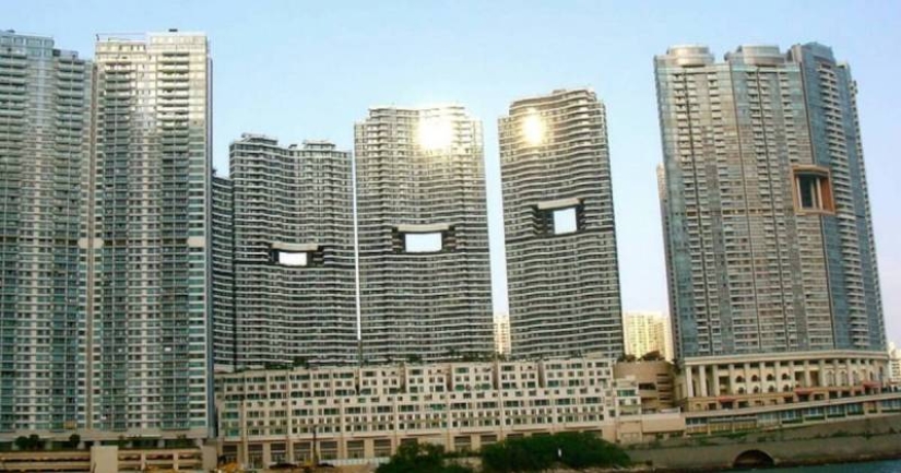 Por qué se están construyendo rascacielos "con goteras" en Hong Kong