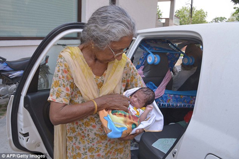 ¿Por qué una mujer india de 72 años dio a luz a su primer hijo?