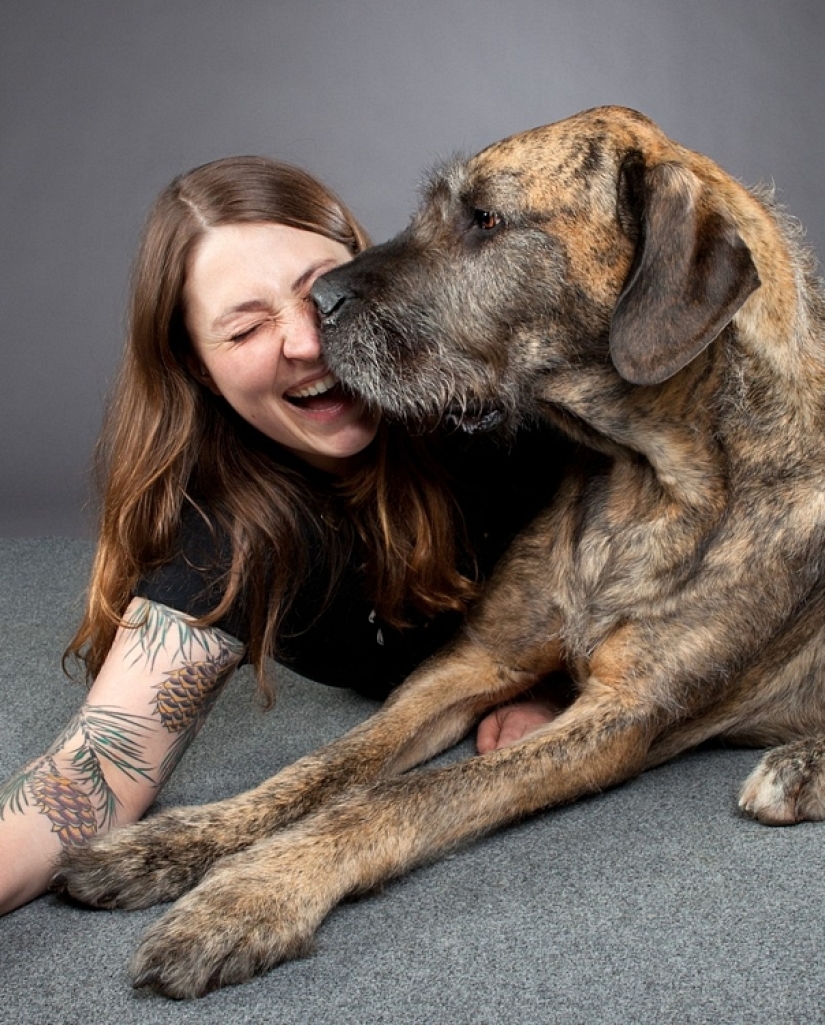 Portraits Carly Davidson: Pets and their owners