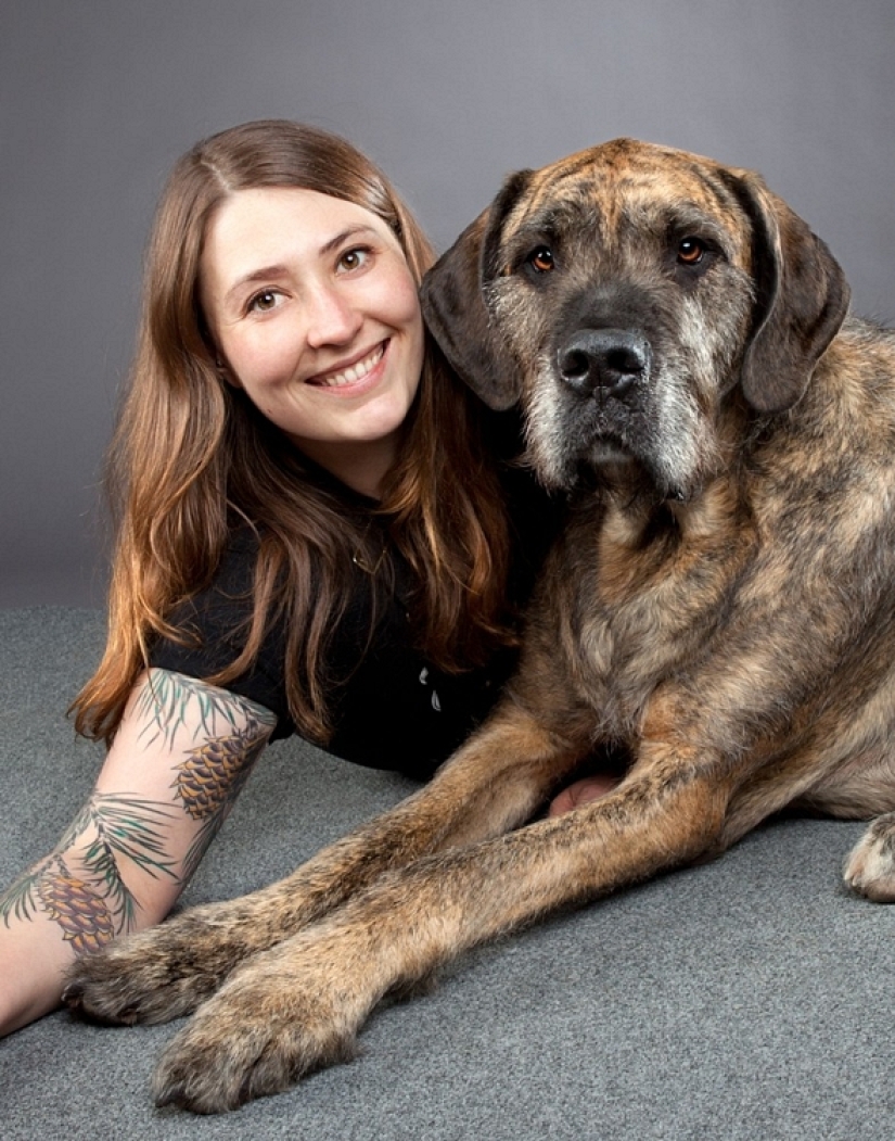 Portraits Carly Davidson: Pets and their owners
