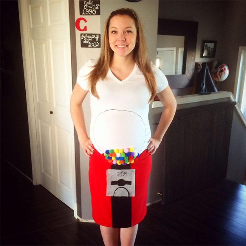 Pregnant bellies dress up for Halloween too