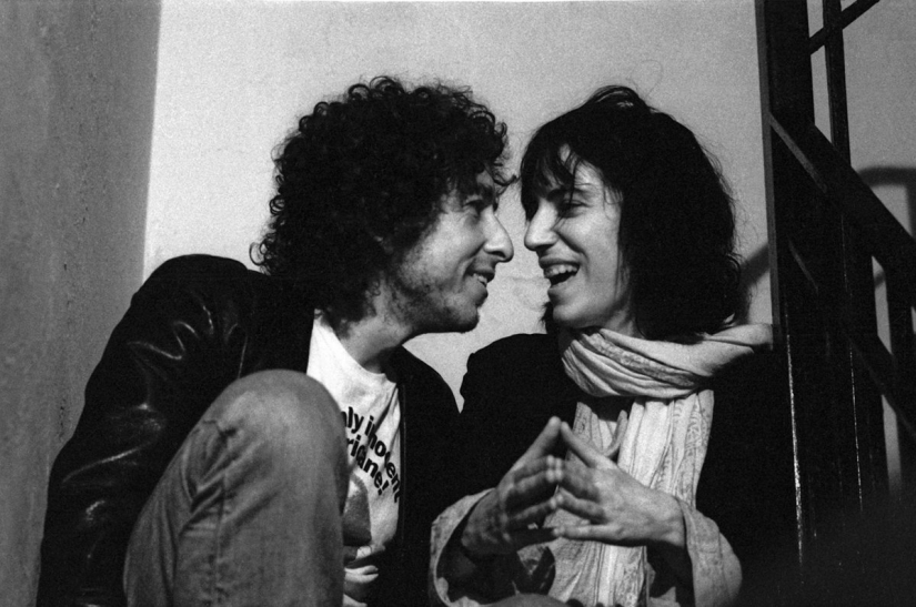 Previously unseen photos of Bob Dylan and his friends