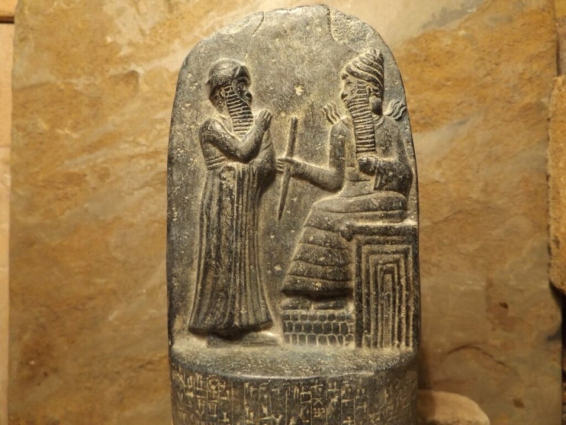 Prostitución en Mesopotamia-burdeles en templos y mucha cerveza para damas y sus clientes
