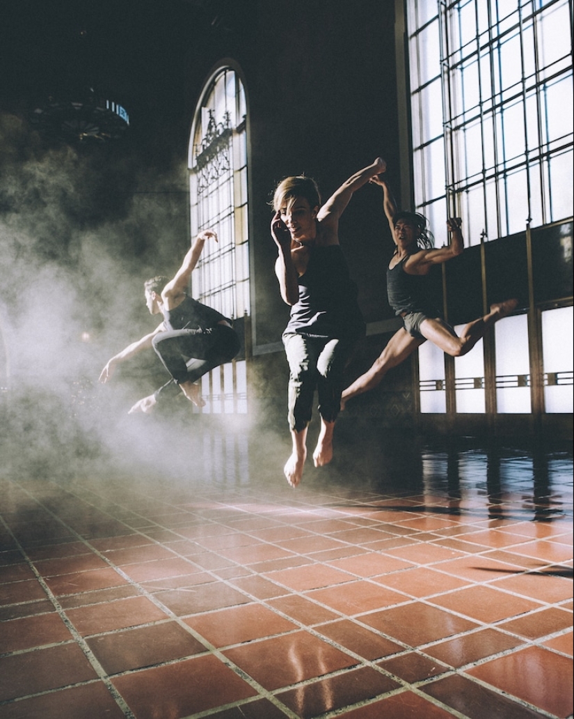 Proyecto de cámaras y bailarines: la gravedad no interfiere con un buen bailarín