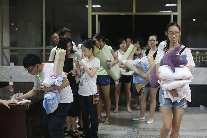 ¿Qué salva a los estudiantes chinos del calor?