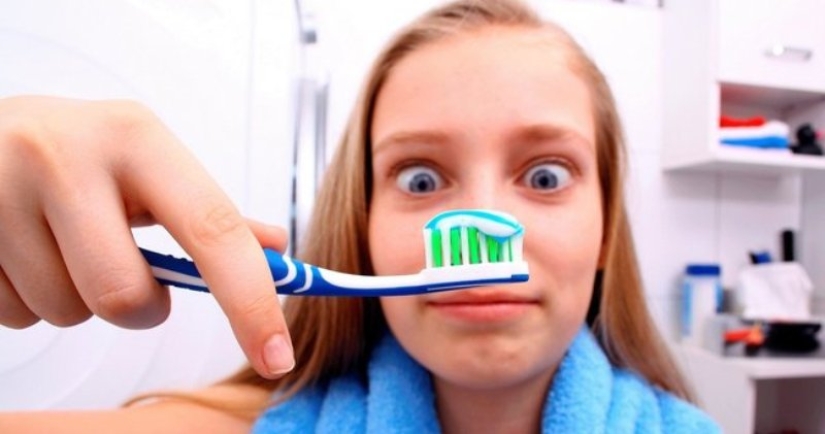 ¿Qué sucede si se le da el cepillado de sus dientes