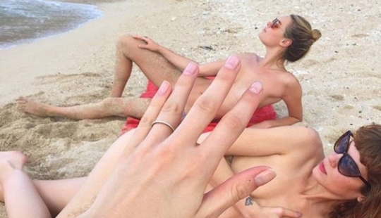 ¿Quién dijo que las modelos no tienen sentido del humor? Divertida Instagram Tilda Lindstam