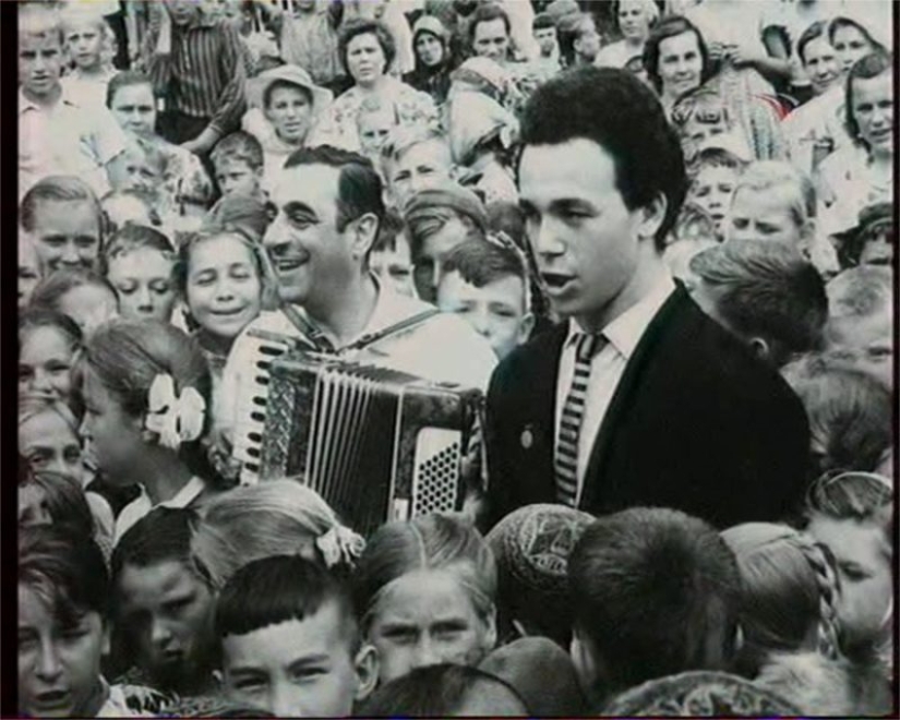 Rare photos in memory of the singer: his childhood, adolescence and youth of Joseph Kobzon