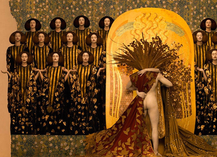 Real models recreated the famous paintings of Gustav Klimt