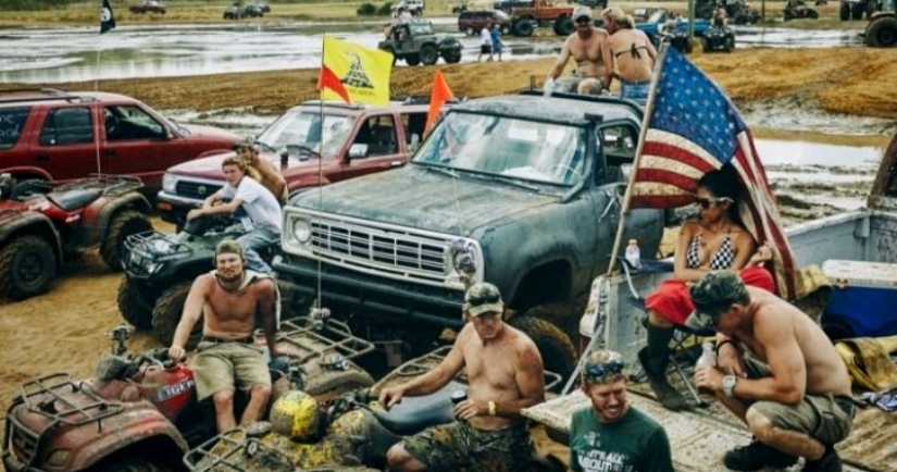 Rednecks: how the white hillbilly of the USA lives