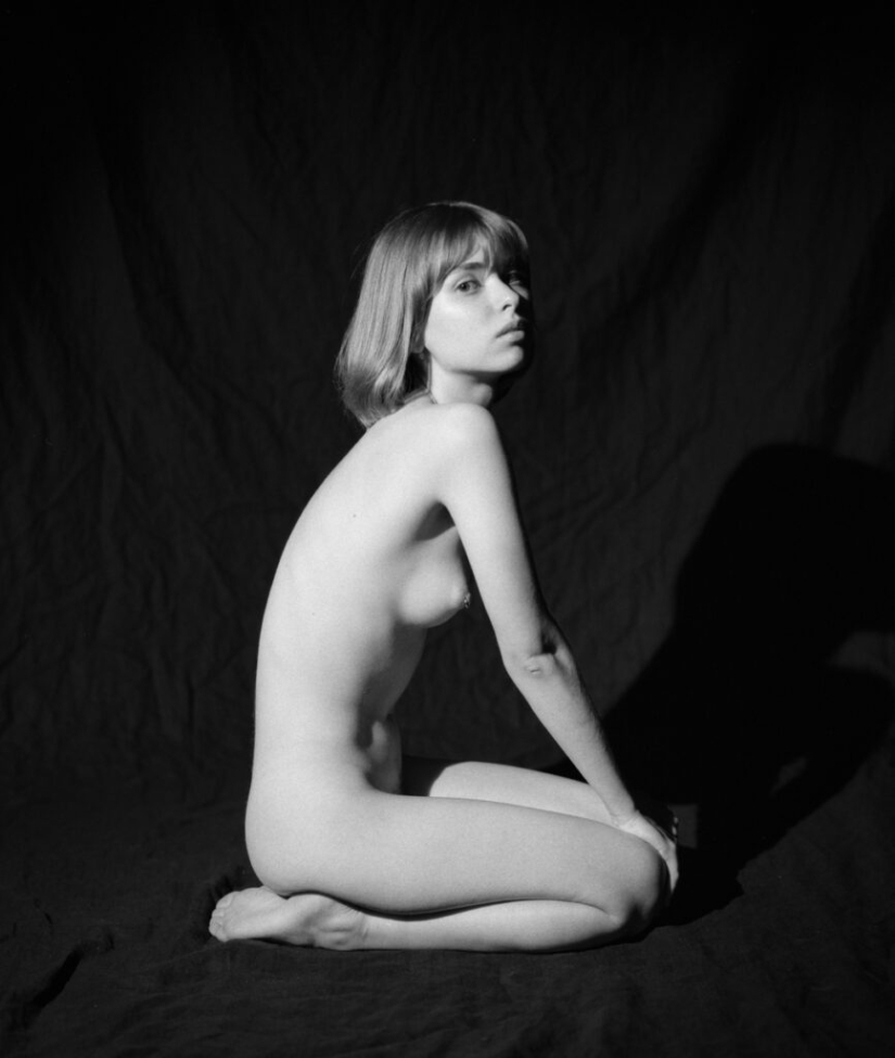 Retratos eróticos femeninos de Federico Ravasio