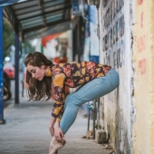 Retratos sensuales de bailarines en las concurridas calles de la antigua Ciudad de México