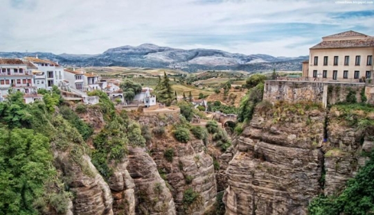 Ronda: la ciudad sobre las rocas y el alma de Andalucía