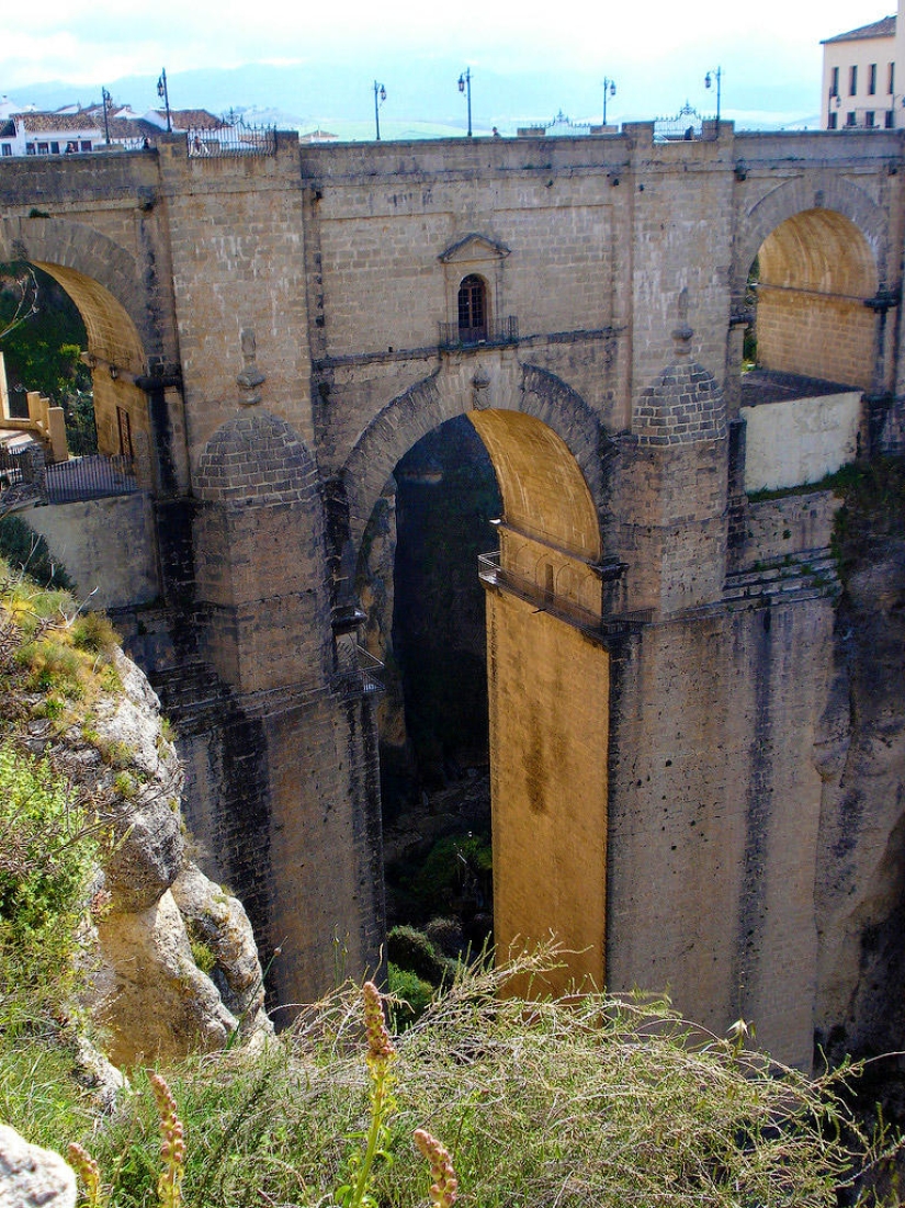 Ronda — la ciudad sobre las rocas y el alma de Andalucía