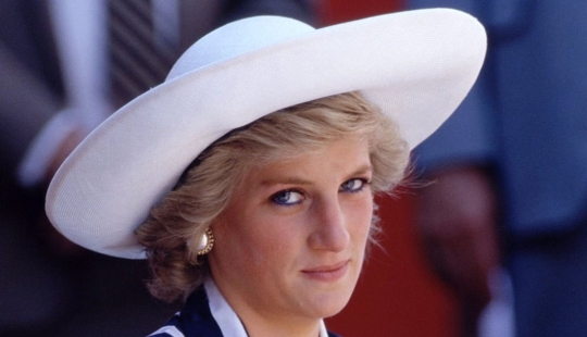 Royal wardrobe accessible to everyone: Princess Diana's outfits are relevant even today