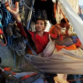 Sí, para durar la noche: cómo duermen los escaladores en las montañas