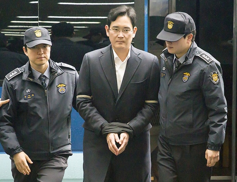 Samsung CEO sentenced to 5 years in prison
