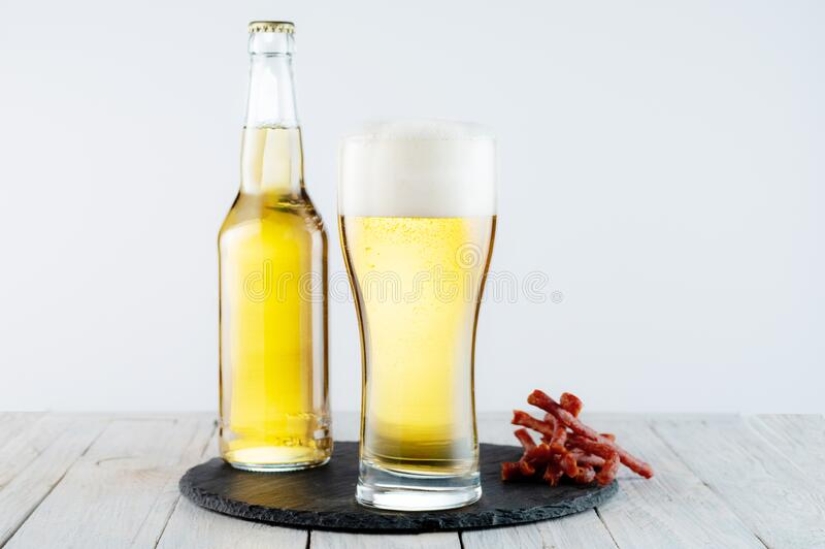 Scientists from the USA have found that light beer is very useful for the intestines