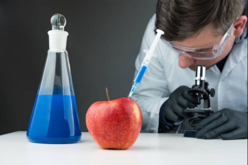 Scientists told how to properly wash apples from the store