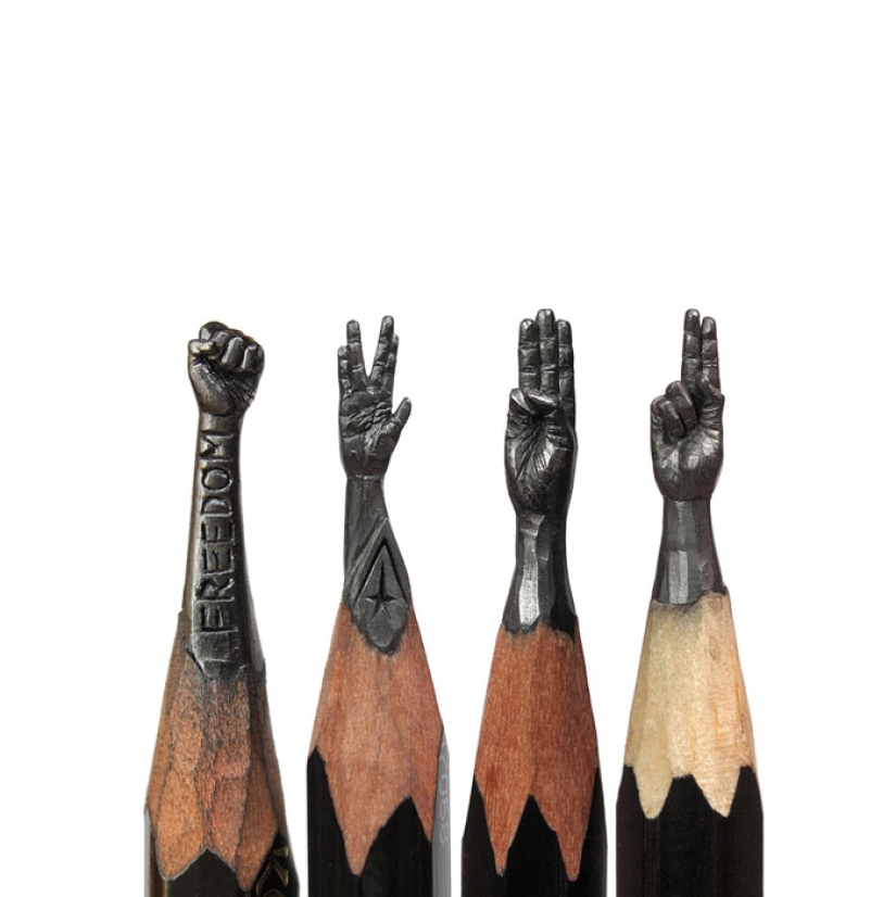 Sculptor from Ufa turns pencils into famous heroes
