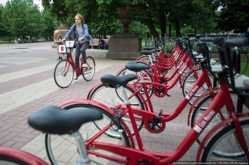 Se abre el alquiler de bicicletas urbanas en Moscú