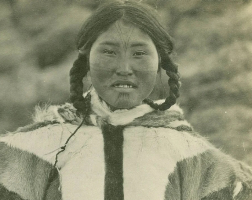 Secrets of Eskimo women: tattoos on their faces, fur thongs and sex with strangers
