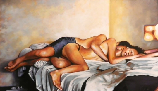 Sensual oil paintings by Thomas Saliot