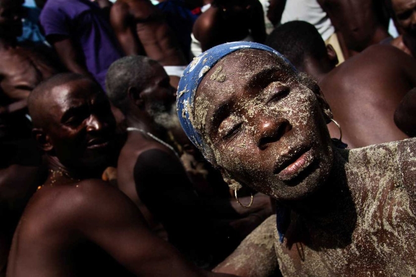Servants of Spirits: Fotógrafo exploró el vudú en Haití durante 20 años