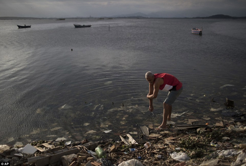 Shocking pictures of what athletes will have to swim in in Rio
