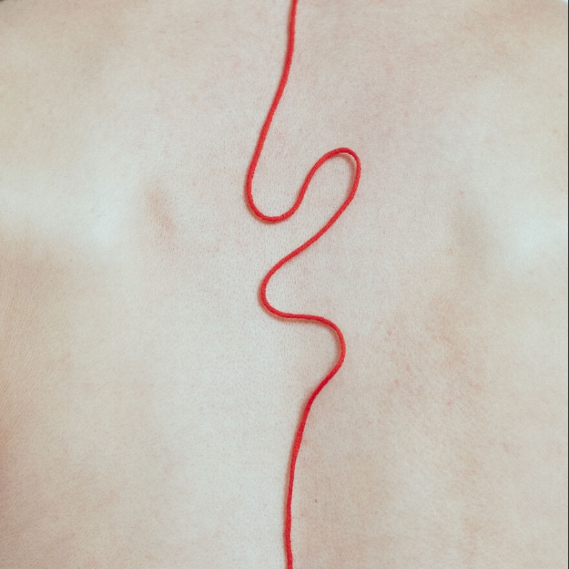 “Sigue la línea roja”: mi proyecto de fotografía es una continuación de mi viaje interior, y aquí está el resultado