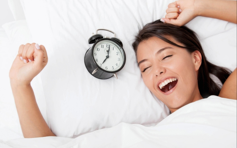 Sin nervios y con despertador: 10 formas de despertar más tranquilo por las mañanas