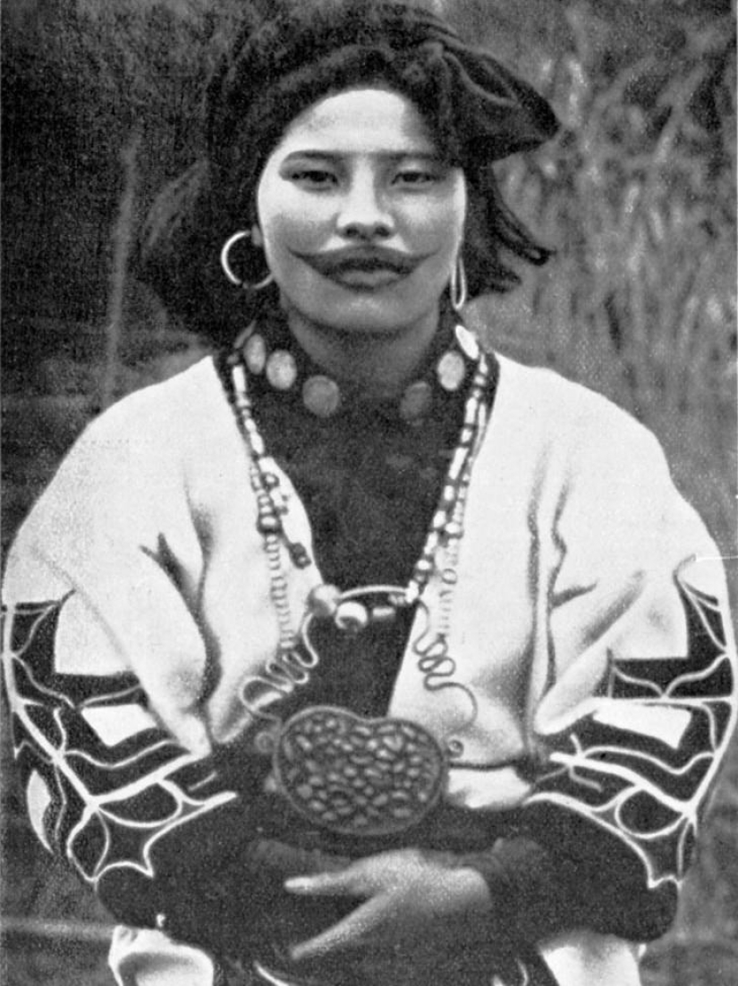 Smiles of Ainu women