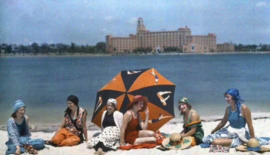 St. Petersburg and other cities of Florida in 1929 in color photos