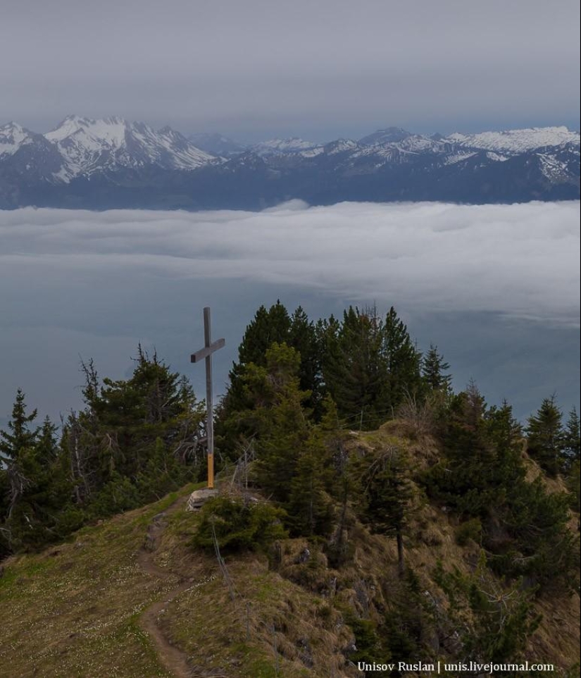 Stanserhorn Cabrio - two-story cable car cabin