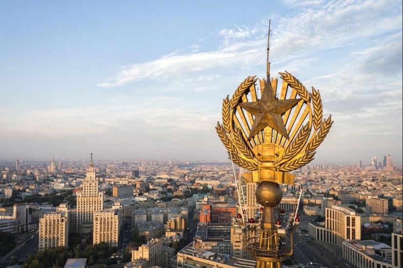 Stars of Stalin&#39;s skyscrapers that you have never seen