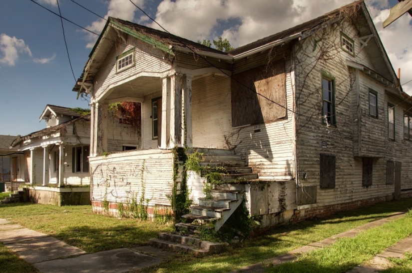 Steps to Nowhere: New Orleans 10 Years After Hurricane Katrina