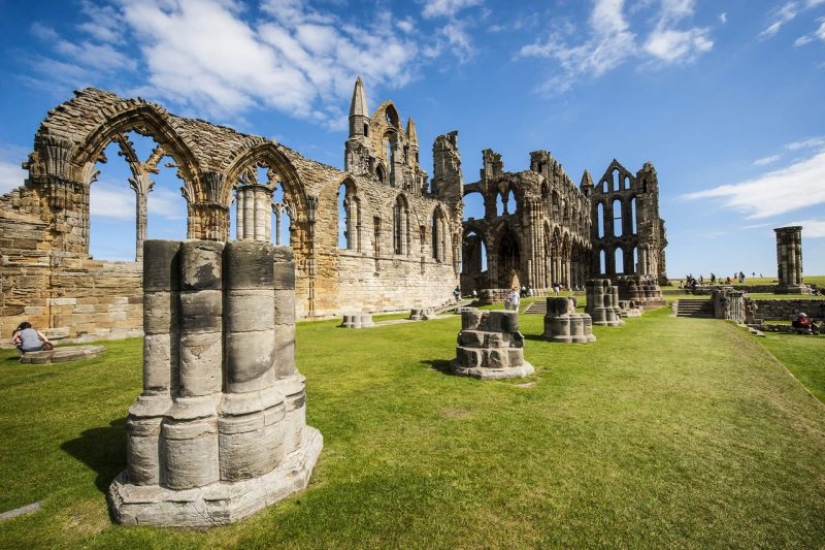 Stone Serpent Monastery: Why did Bram Stoker love Whitby Abbey?