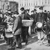 Street food in pre-revolutionary Russia: what did our ancestors eat "on the go"?