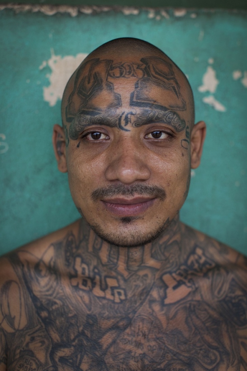 Striking portraits of Members of One of America's Most Violent Criminal Gangs