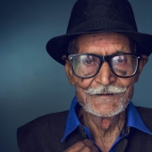 Style and fashion work wonders: grandson turned his 96-year-old farmer grandfather into a real dandy