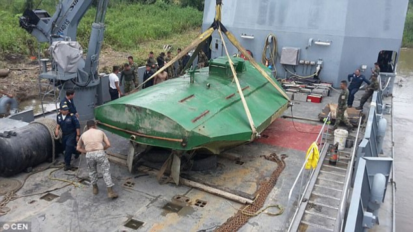 Submarino de cocaína: un submarino para el transporte de drogas fue encontrado en Colombia