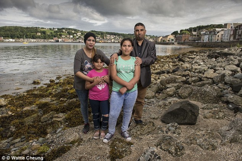 Syrian refugees who settled on a Scottish island complain about the abundance of old people