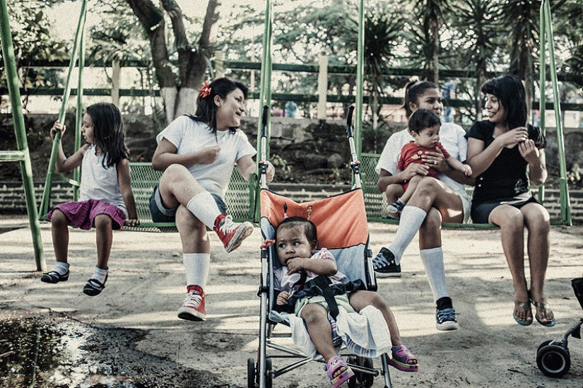 Teenage mothers of Honduras